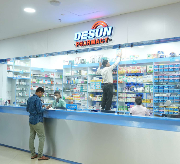 Desun Hospital's 24-hour pharmacy ensures medicines anytime, every day.